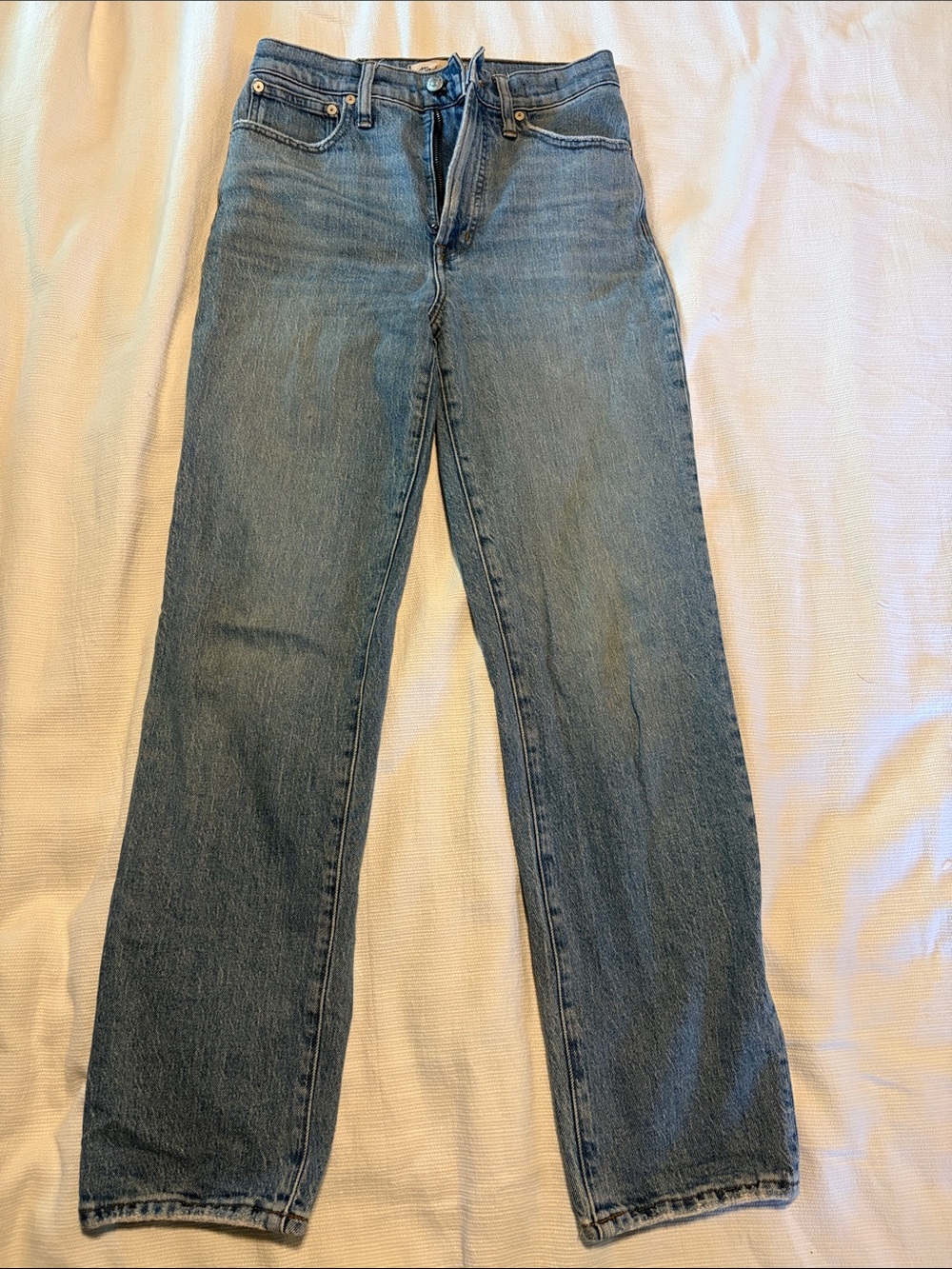 Madewell Perfect Vintage Straight Jean in a light blue rinse